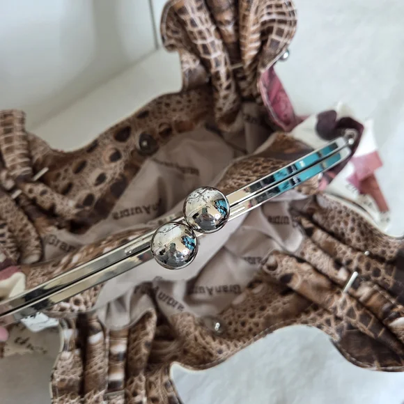 Vintage Design Coin Purse Style Handbag White with Earthtones and Mauve Patterns - Picture 4 of 7